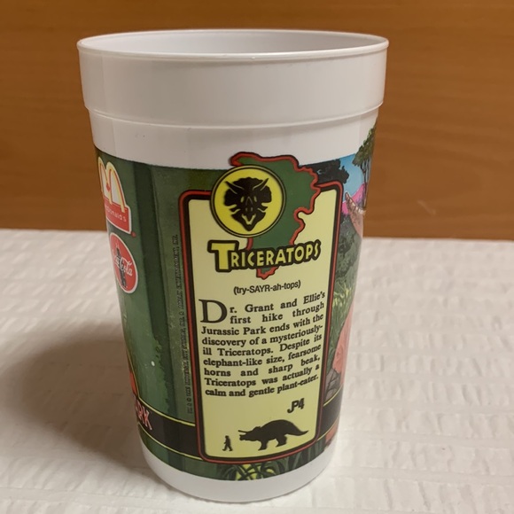 1992 Jurassic Park McDonald’s Triceratops Collector Cup - Picture 4 of 8